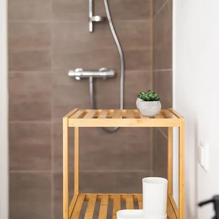 Am Neuen Theater - Parkplatz Nach Verfuegbarkeit - Altstadt - Kueche - Wifi - Powered By Ko-living 4* Halle (Saale)