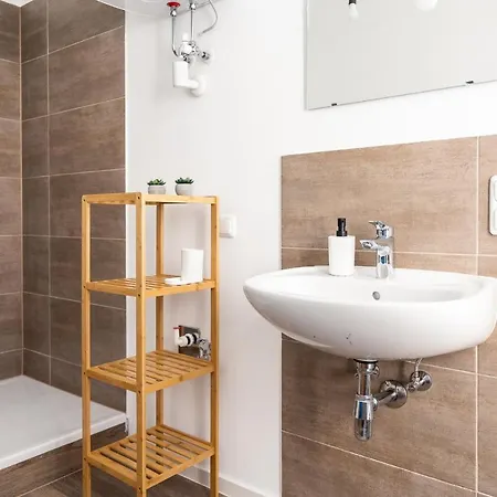 Am Neuen Theater - Parkplatz Nach Verfuegbarkeit - Altstadt - Kueche - Wifi - Powered By Ko-living 4*