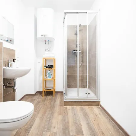 Am Neuen Theater - Parkplatz Nach Verfuegbarkeit - Altstadt - Kueche - Wifi - Powered By Ko-living Halle (Saale)