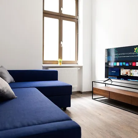 Ko-living Space Am Neuen Theater - Altstadt - Unique Design