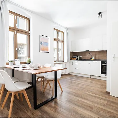 Am Neuen Theater - Parkplatz Nach Verfuegbarkeit - Altstadt - Kueche - Wifi - Powered By Ko-living Halle (Saale)