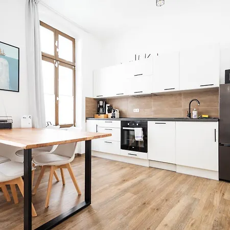 Aparthotel Apartments Am Neuen Theater - Altstadt - Kueche - Wifi