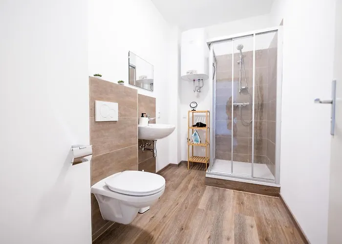 アパートホテル Am Neuen Theater - Parkplatz Nach Verfuegbarkeit - Altstadt - Kueche - Wifi - Powered By Ko-living ハレ