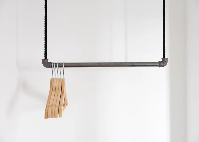 Am Neuen Theater - Parkplatz Nach Verfuegbarkeit - Altstadt - Kueche - Wifi - Powered By Ko-living アパートホテル ハレ