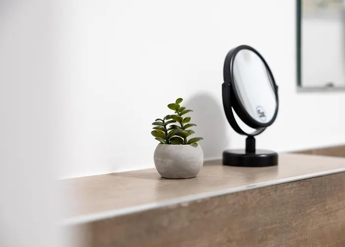 アパートホテル Am Neuen Theater - Parkplatz Nach Verfuegbarkeit - Altstadt - Kueche - Wifi - Powered By Ko-living