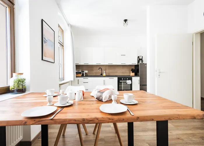 Am Neuen Theater - Parkplatz Nach Verfuegbarkeit - Altstadt - Kueche - Wifi - Powered By Ko-living ハレ